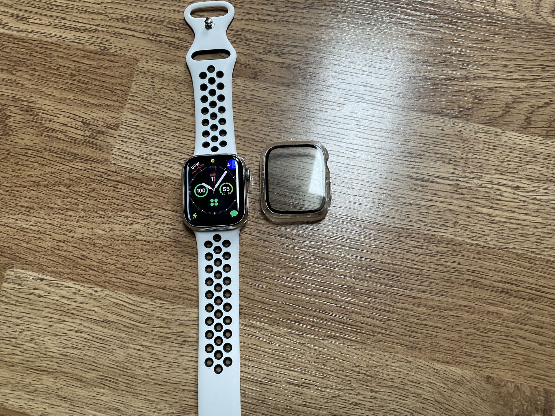 iWatch 8 41mm, Stainless Steel With GPS/Cellular