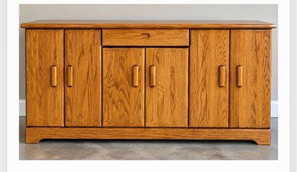 Credenza