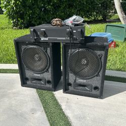 Speakers And Amplifier 