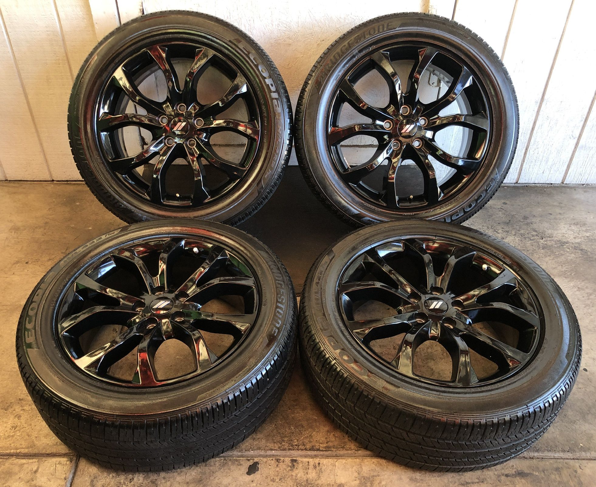 20” Dodge Durango RT Wheels Rims & Tires