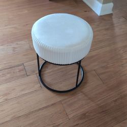 Small Stool Seat