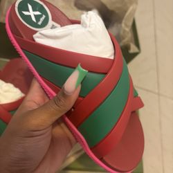 Gucci Web crossover Women’s  size 5