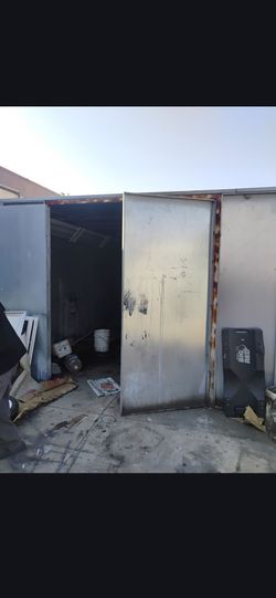 Spray booth