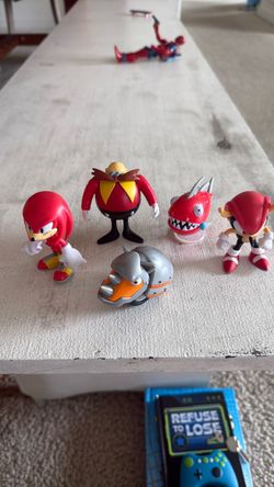 Sonic toys