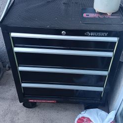 Husky Tool Box With Tools