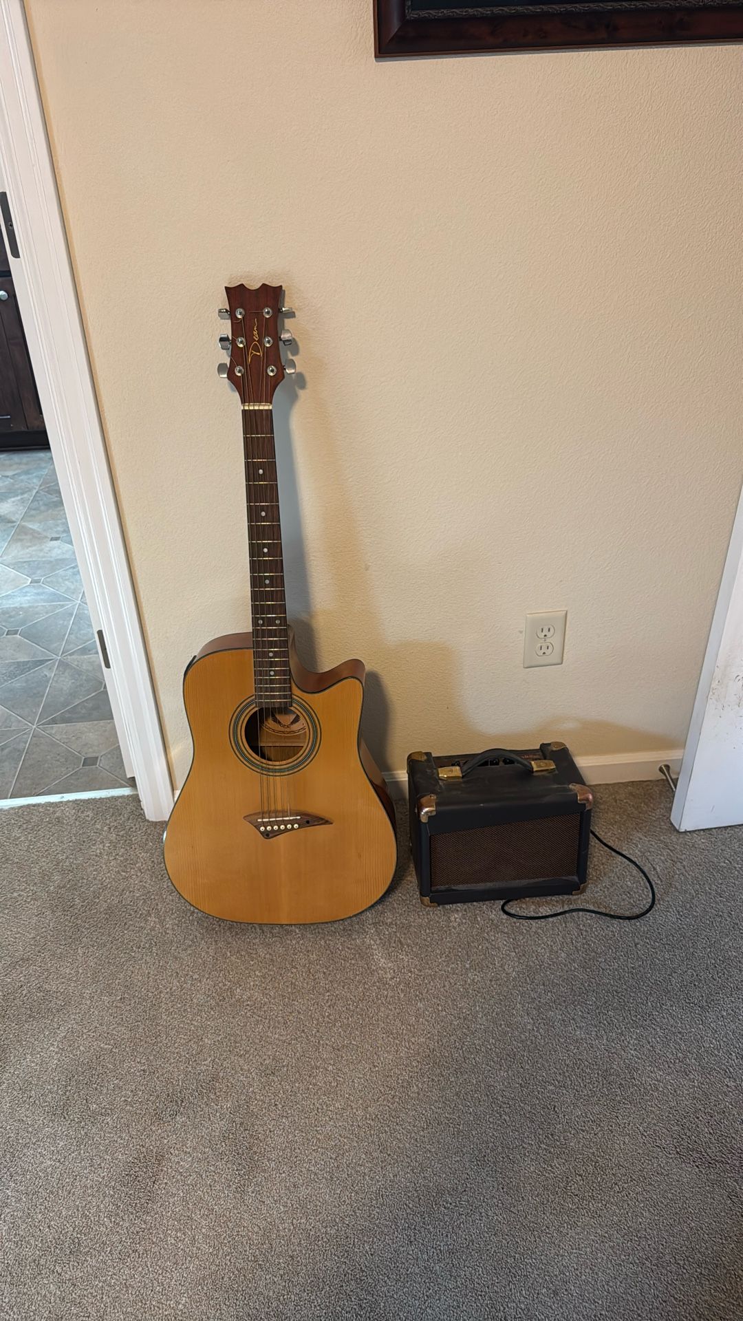 Dean Acoustic Guitar With Amp