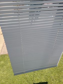 BRAND NEW WHITE ALUMINUM CORDLESS BLINDS...SIZES IN PICTURES..8 DOLLARS EACH..SE HABLA ESPANOL..PICK UP IN VICTORVILLE...CHECK OUT MY PAGE FOR MORE ✔️
