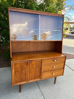 Vintage 60s MCM Drexel buffet hutch ( $10 delivery )