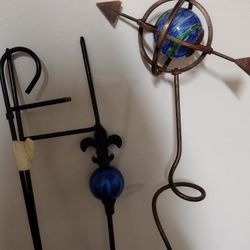 3ea Yard Art Pieces Iron And Stained Glass