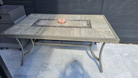 Outdoor Table Aluminum Tile Fits 8 Seats 