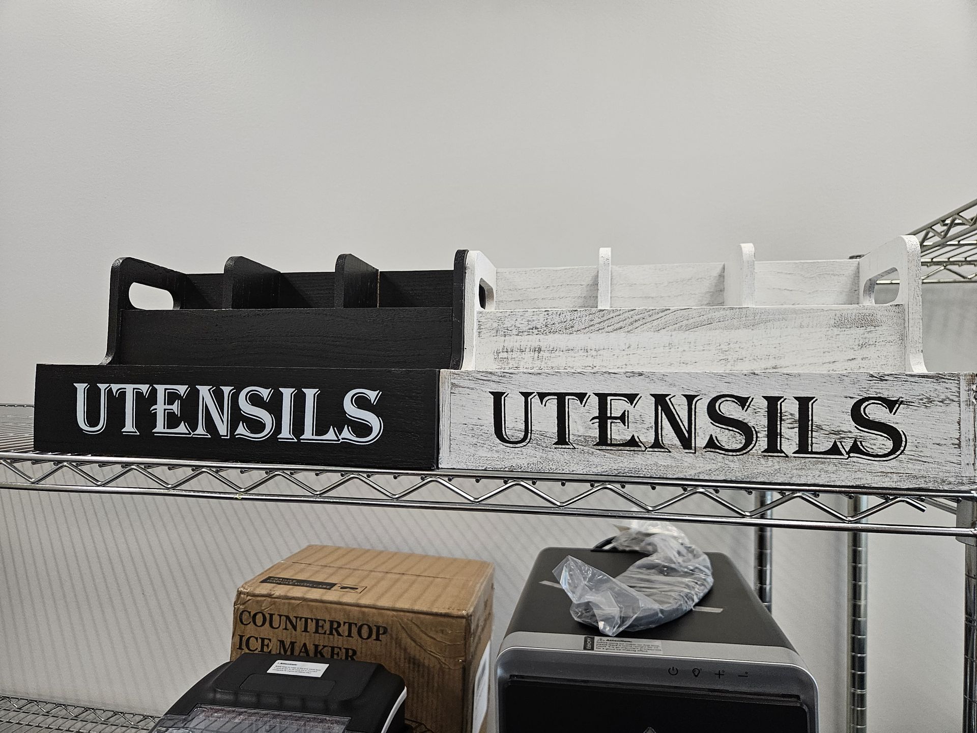 Farmhouse Wooden Utensil Holder Tray – Rustic Kitchen Organizer (Black or White)