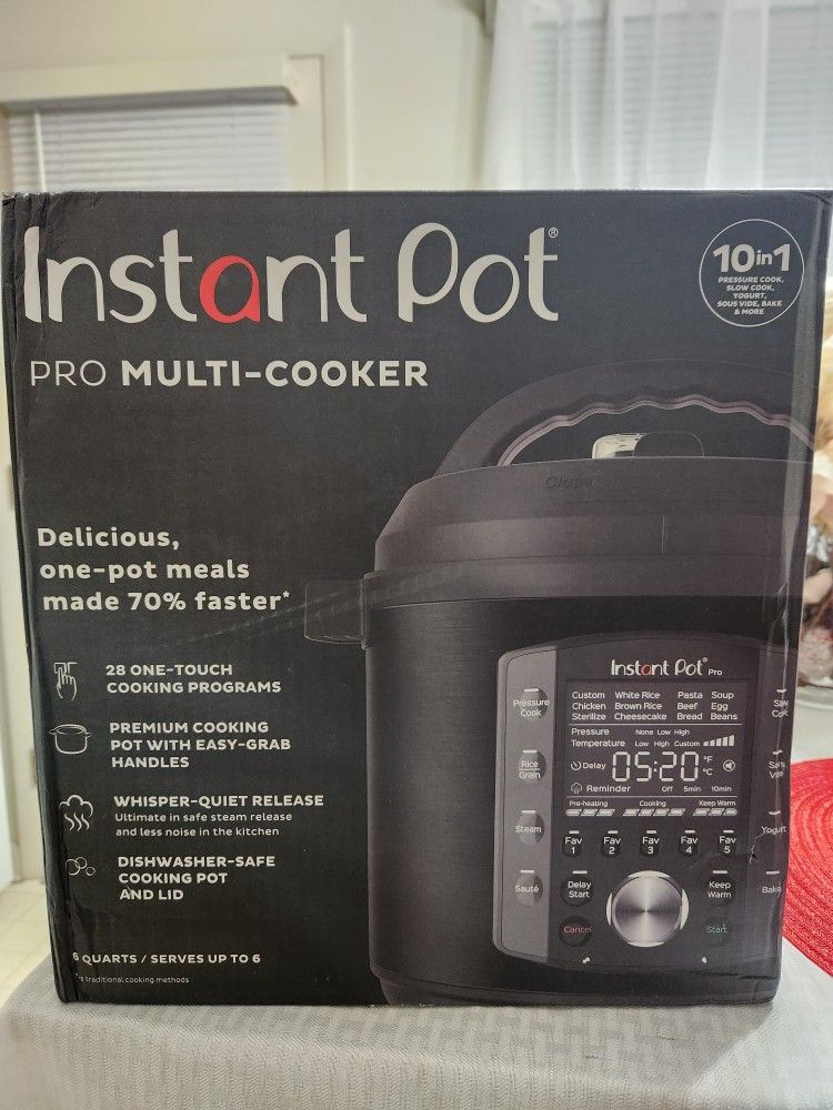 Instant Pot PRO MULTI -COOKER 10 IN 1  6 Quarter 