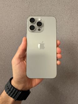 iPhone 15 Pro Max 256Gb
