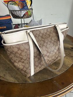 Coach Signature Tote Bag
