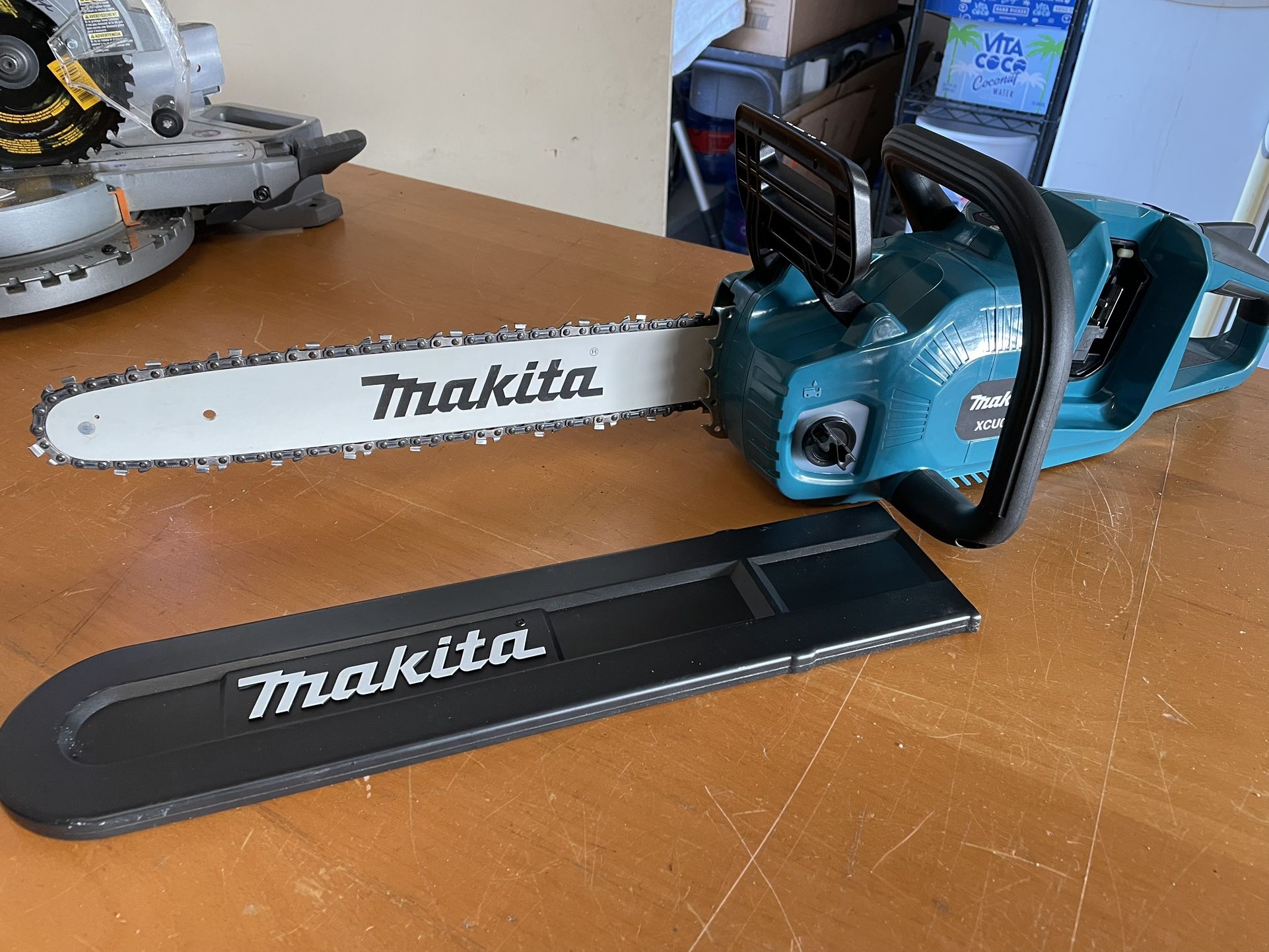 Makita 36v Chainsaw 16”