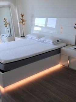 White Gloss Platform Bed Frame with LED Lighting