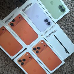 iPhones brand  new sealed unlocked