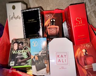 Colognes & Perfumes