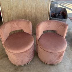 Accent Chairs