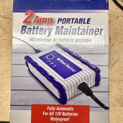 WEST MARINE 2 Amp Waterproof Battery Charger/Maintainer