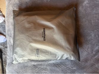 Essential Hoodie Dark Oat