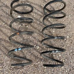 Land Cruiser LX450 80 series FZJ80 oem factory rear coil springs