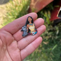 Pocahontas loungefly Pin