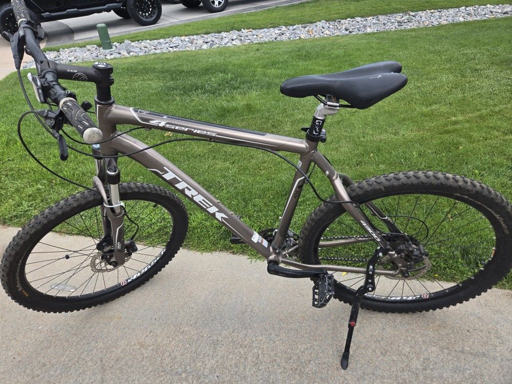 Trek Mountain Bike