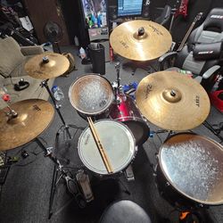 Pearl Accent Kit w/ Cymbals, Stands and cases