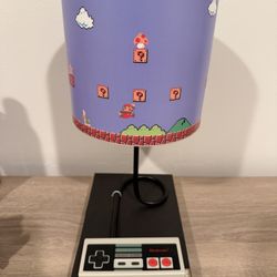 Nintendo Super Mario Bros. LED Lamp w/ NES Controller Switch Base USB