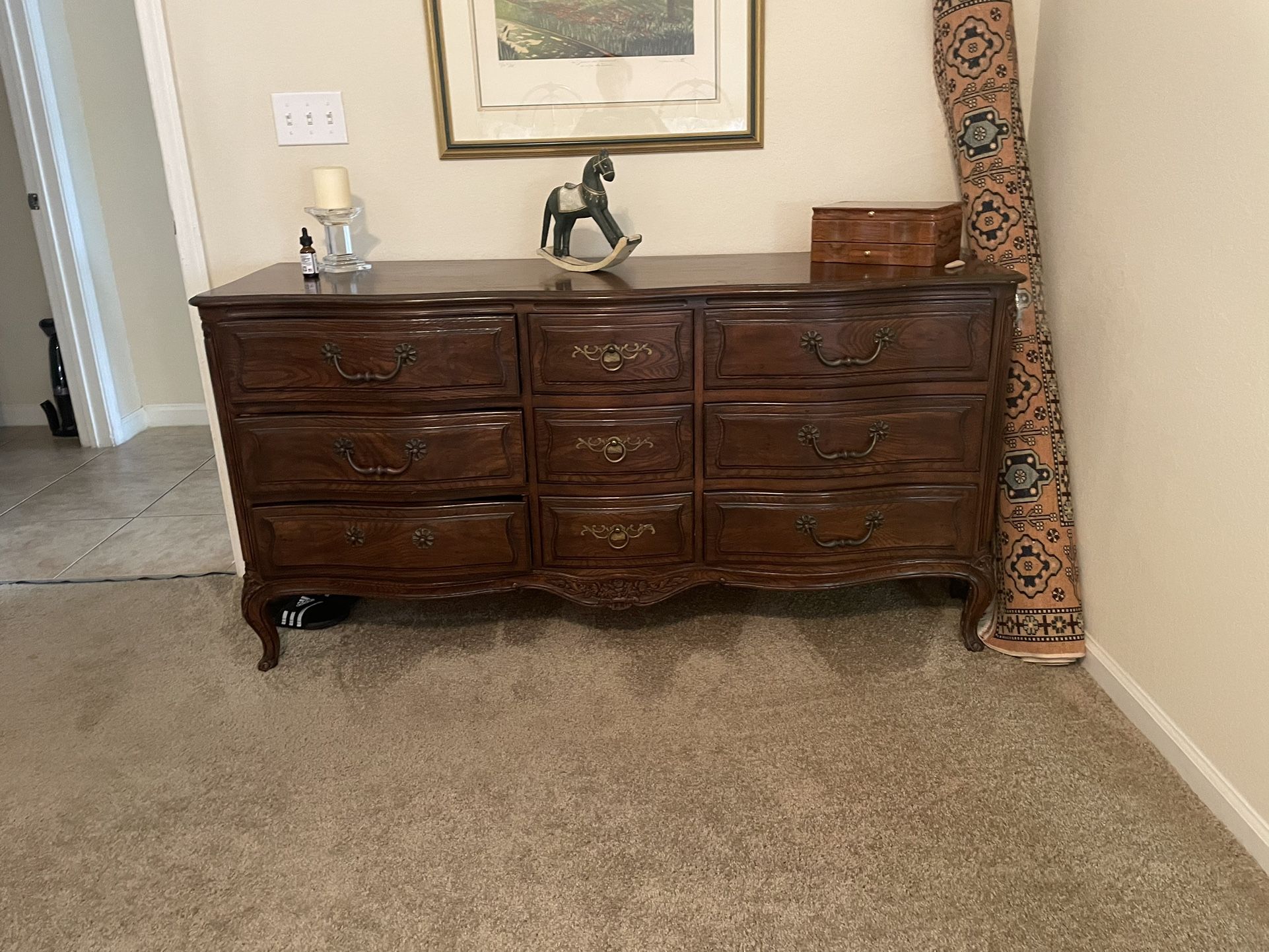 Henredon Dresser And Chest of Drawers And End Table