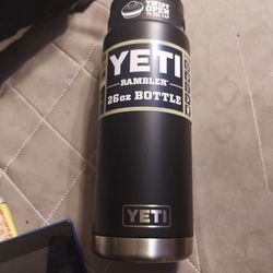 Yeti 32 Oz Water Bottle for Sale in Walnut Creek, CA - OfferUp