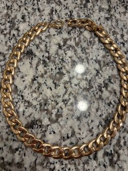 Chain women