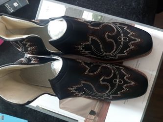 Women shoes size 7