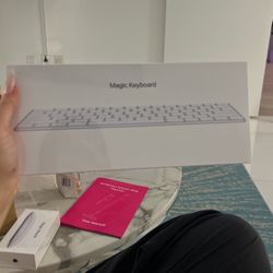 Apple Magic Keyboard 