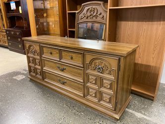 Ornate 6-Drawer Wooden Dresser w/ Mirror
