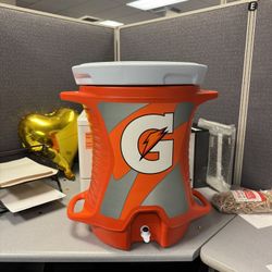 Gatorade Dunk Hydration Cooler NEW