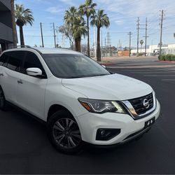 2017 NISSAN PATHFINDER