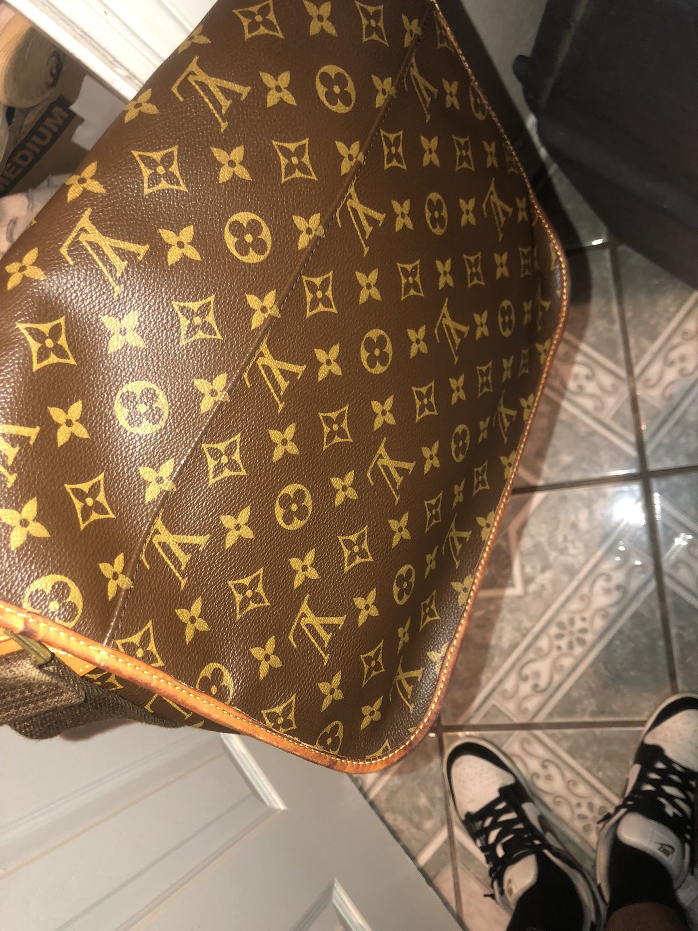 Louis Vuitton Shoulder Bag