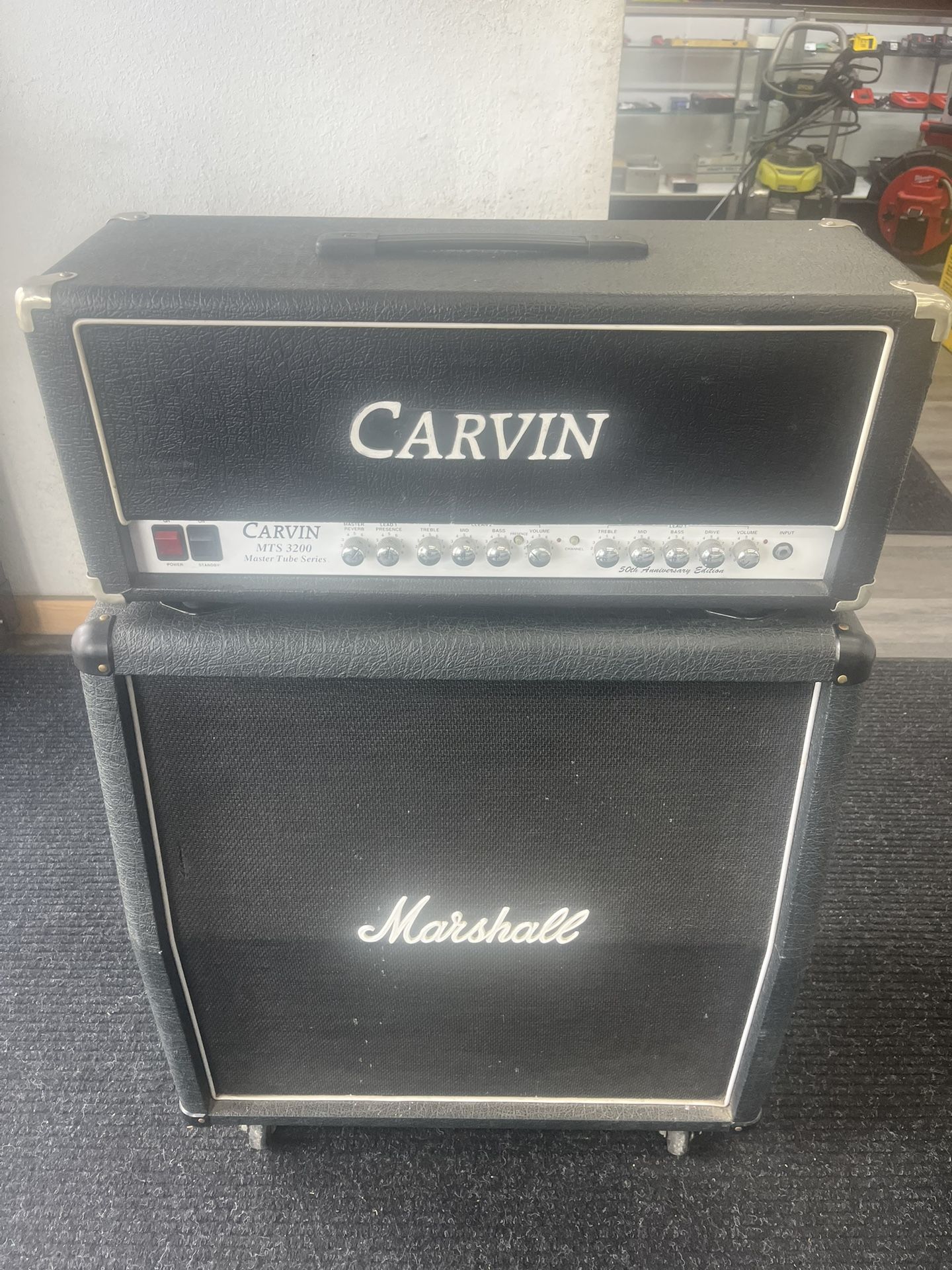 Carvin MTS 3200 And Marshall AVT412XA with Footswitch