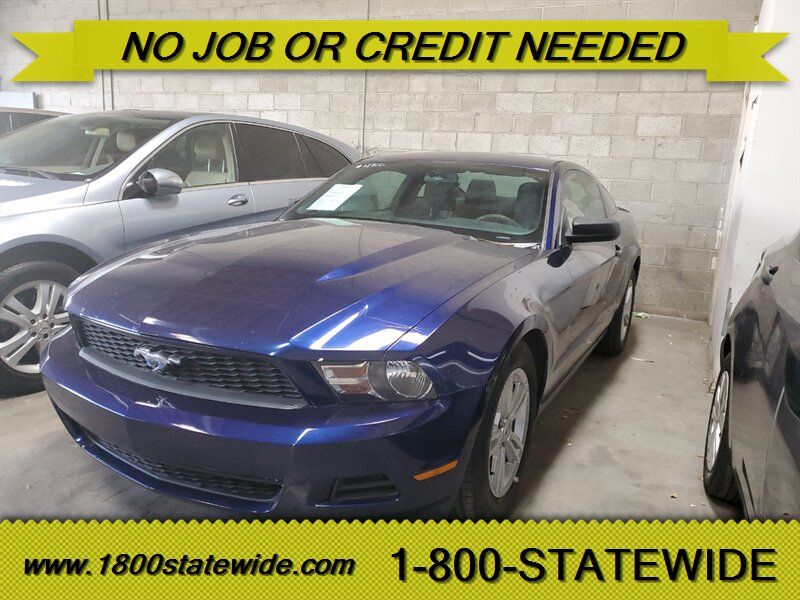 2012 Ford Mustang V6