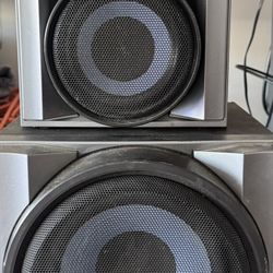2 Sony Speakers