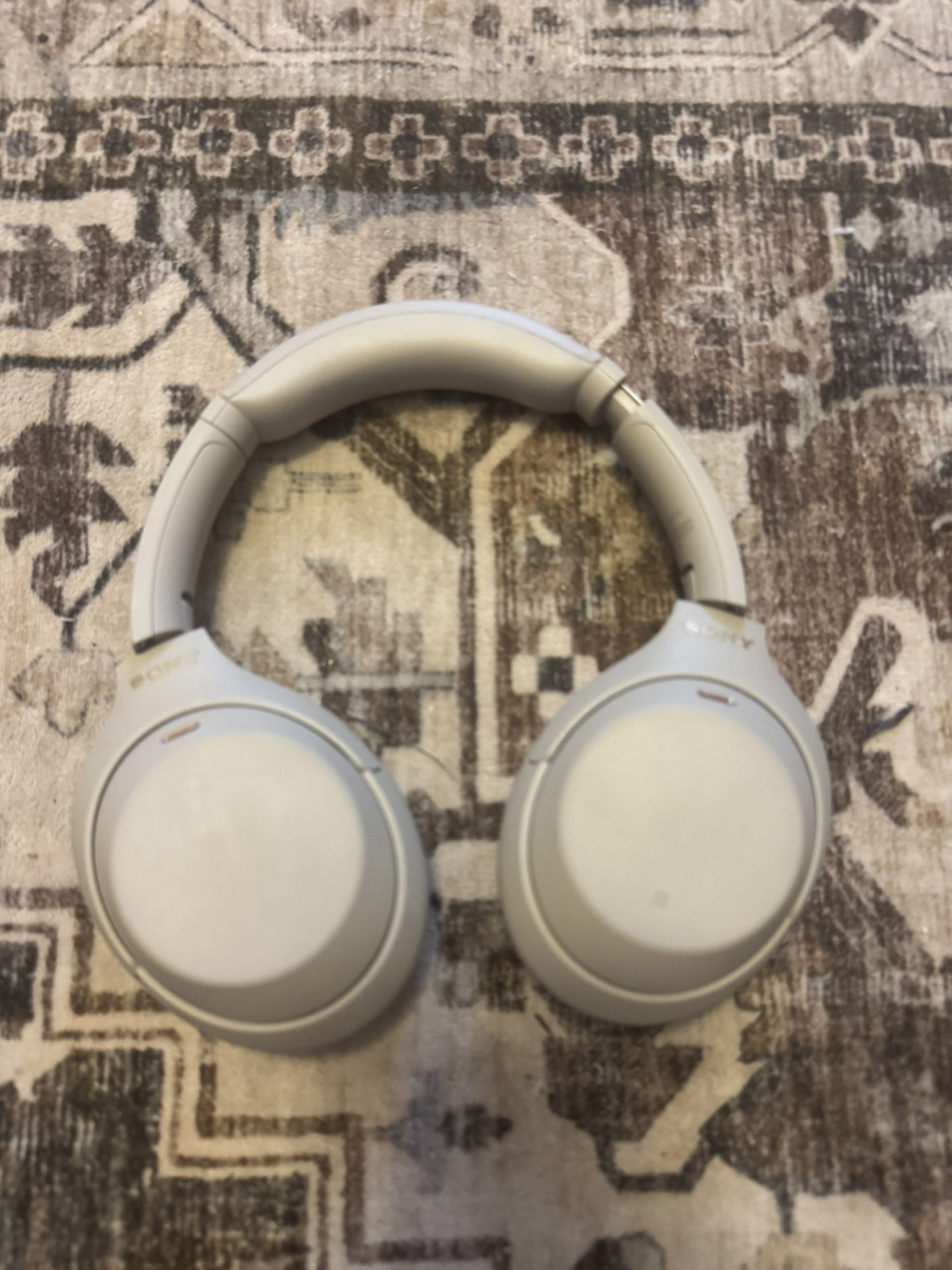 Sony WH-1000XM4 Headphones