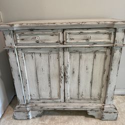 Kitchen buffet-coffee bar