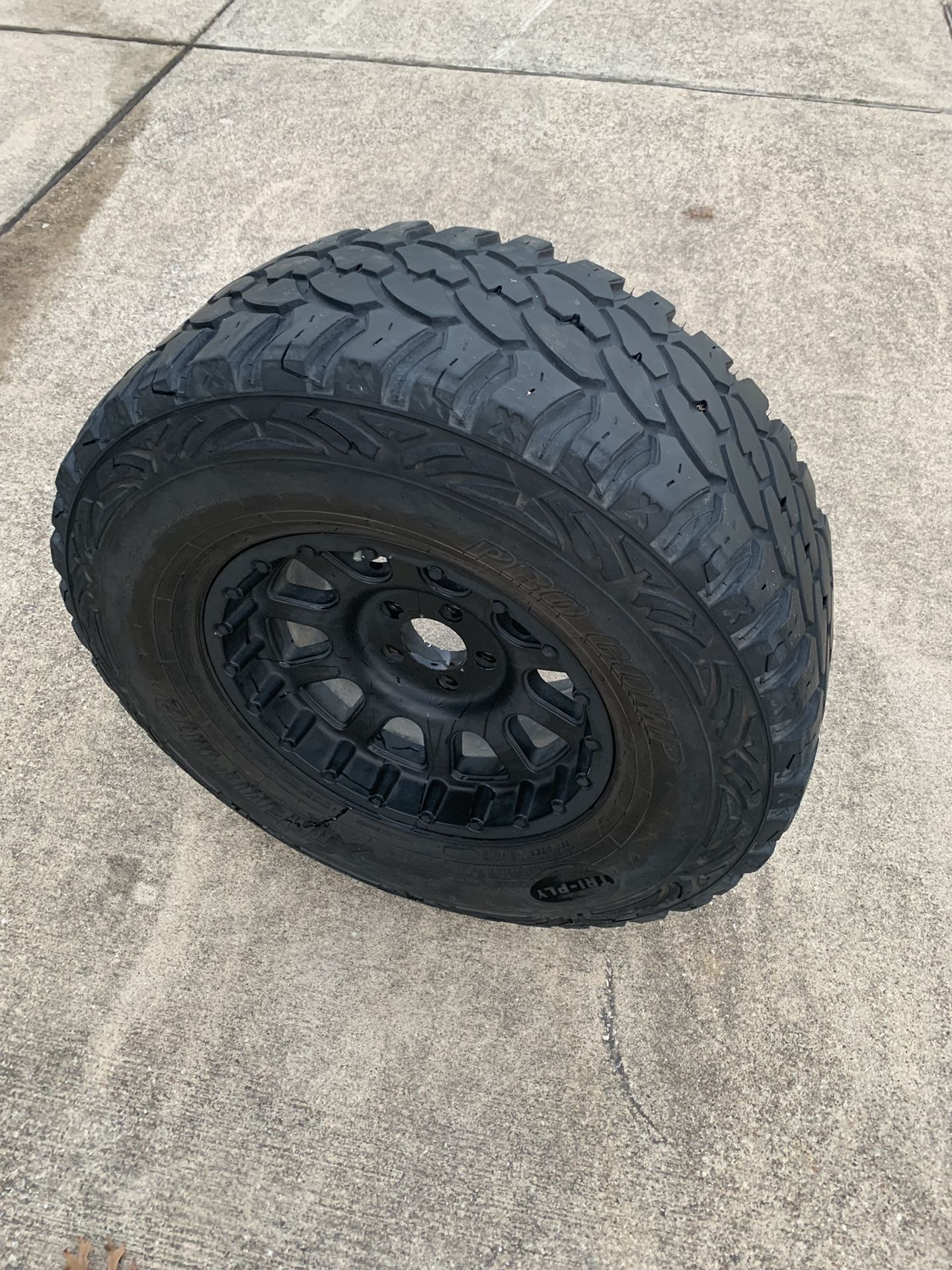 Jeep [spare only] 315/70r17