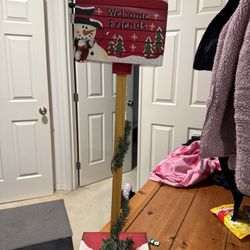 Cutest Snowman Mailbox 