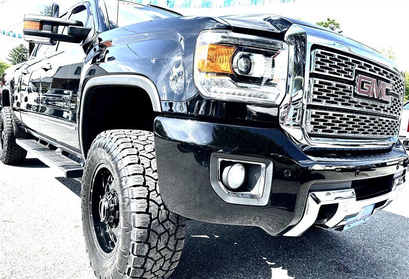 2018 GMC Sierra 2500 Denali