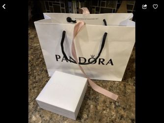 Pandora bracelet with safety clasp