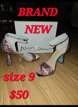 Womens Shoes