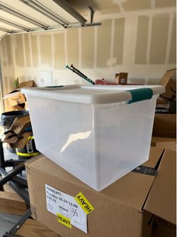 6 pack Sterilite 64 quart clear latching storage tubs with lid NEW